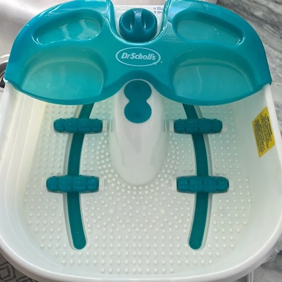 Dr. Scholls soothing rolling massage foot spa - Picture 2 of 6